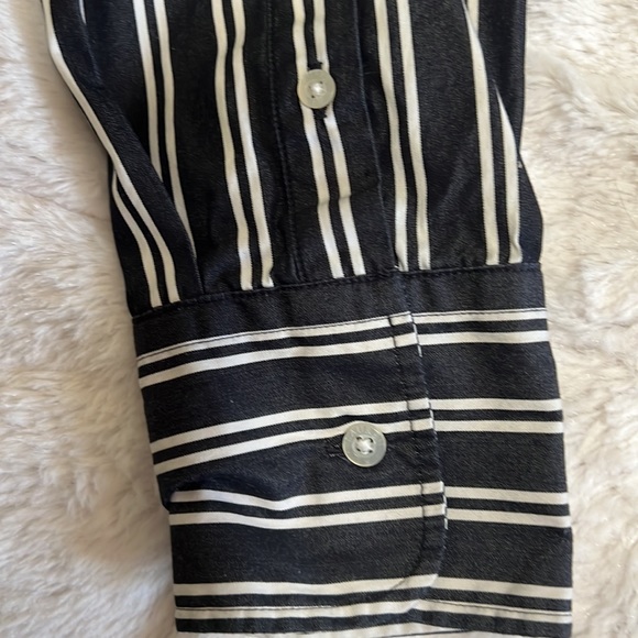 Lauren Ralph Lauren blouse, size M - Picture 3 of 5